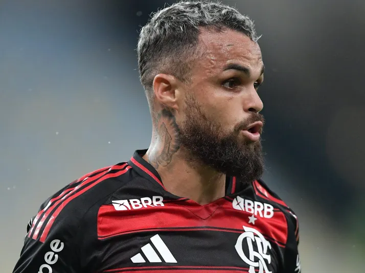 Torcida do Corinthians 'reprova' vinda de Michael, do Flamengo