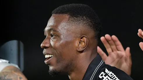 Cuesta jogador do Vasco comemora seu gol durante partida contra o Ceara no estadio Sao Januario pelo campeonato Brasileiro A 2025. Foto: Thiago Ribeiro/AGIF