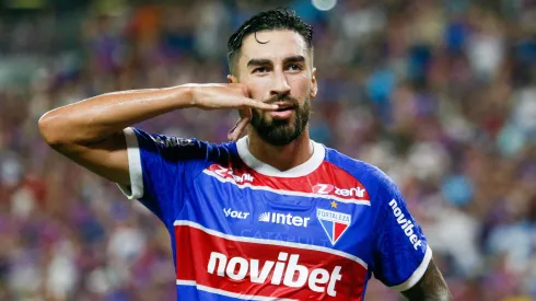 Lucero em ação pelo Fortaleza. Foto: Baggio Rodrigues/AGIF