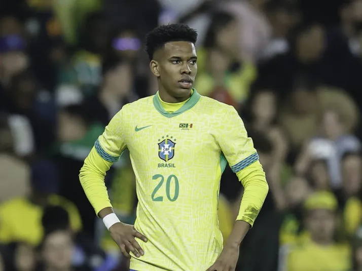 Ancelotti exalta Estêvão e afirma: "Brasil tem futuro assegurado"