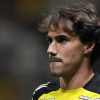 Igor Gomes se desculpa com a torcida do Atlético-MG por expulsão contra o Bragantino