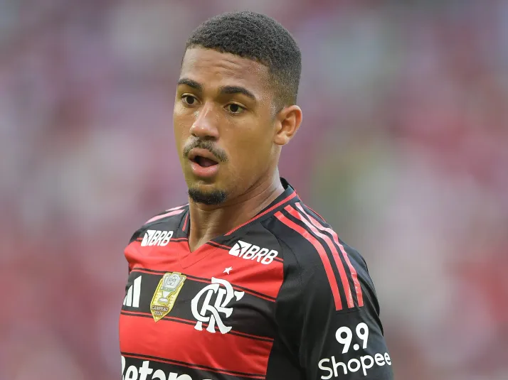 Samuel Lino é criticado após derrota no Fla-Flu