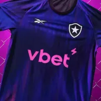 Nova camisa do Botafogo mistura roxo e azul e será usada já contra o Grêmio pelo Brasileirão