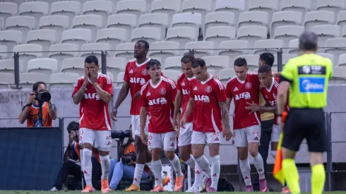 Ceará x Internacional pelo Brasileirão 2025. Foto: Baggio Rodrigues/AGIF