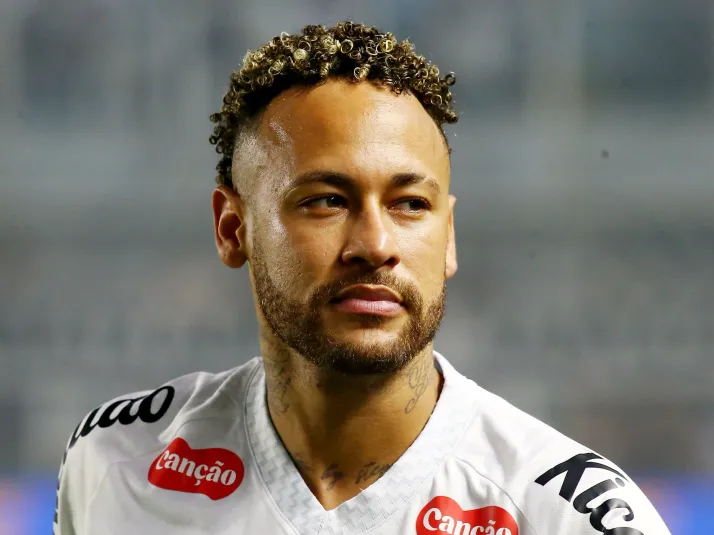 Dirigentes do Santos se animam com atuação de Neymar