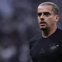 Emprestado pelo Corinthians, Fagner volta a campo pelo Cruzeiro após lesão