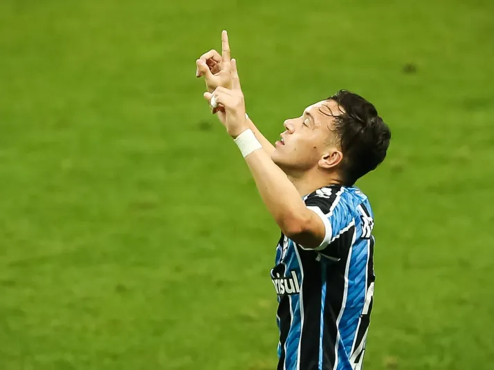 Contratação de Pepê no Palmeiras foi tentada em julho