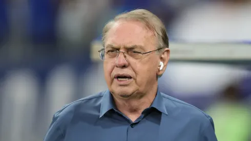 MG – BELO HORIZONTE – 23/11/2025 – BRASILEIRO A 2025, CRUZEIRO X CORINTHIANS – Osmar Stabile Presidente do Corinthians durante partida contra o Cruzeiro no estadio Mineirao pelo campeonato Brasileiro A 2025. Foto: Gilson Lobo/AGIF