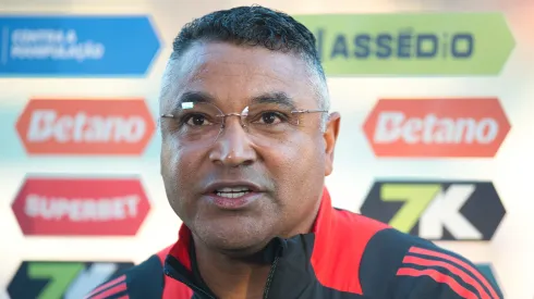 Roger Machado tecnico do Internacional durante partida contra o Bragantino no estadio Cicero De Souza Marques pelo campeonato Brasileiro A 2025.