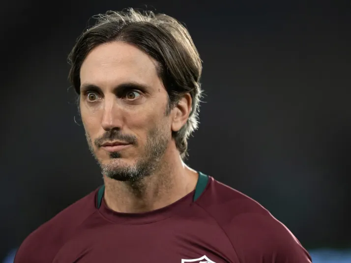 Com aval de Luis Zubeldía, Fluminense acerta saída de João Neto ao CRB