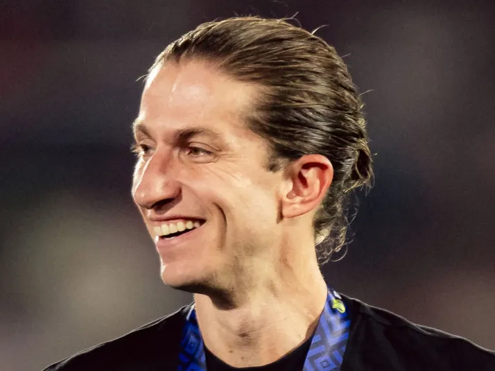 Filipe Luís faz história no Flamengo e atinge feito inédito