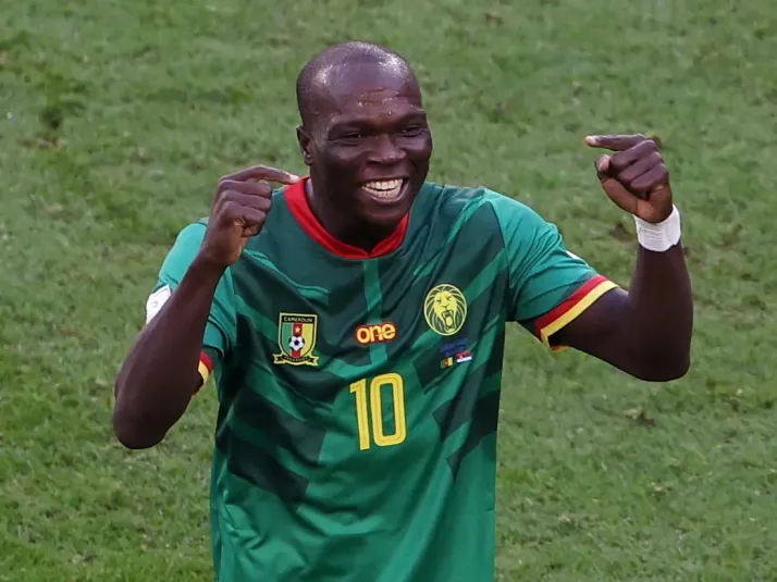 Aboubakar topa jogar no Brasil e torcida do Santos pede sua contratação