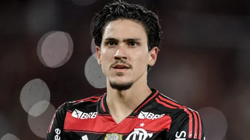 Pedro jogador do Flamengo comemora seu gol durante partida contra o Vitoria no estadio Maracana pelo campeonato Brasileiro A 2025. Foto: Thiago Ribeiro/AGIF