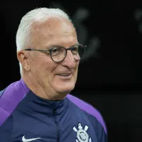 Matheuzinho, do Corinthians, sai em defesa de Dorival Júnior: “A nossa confiança é 100%”