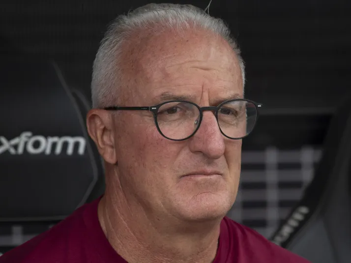 Raniele sente tornozelo e vira preocupação para Cruzeiro x Corinthians