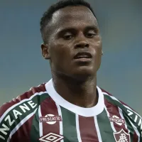 Jhon Arias revela que ainda acompanha o Fluminense na Inglaterra