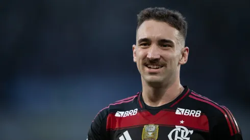 Léo Ortiz jogador do Flamengo durante partida contra o Grêmio