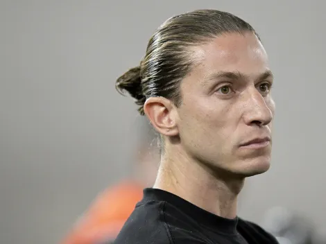 Flamengo venceu Cruz Azul, mas Filipe Luís é "cornetado" por insistência em titular
