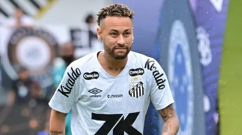 Neymar, do Santos, decidiu rebater nova informação sobre o seu staff