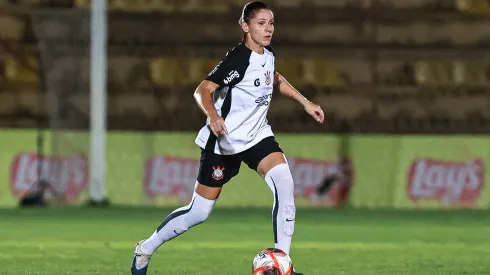 Jogadora tem sido constantemente usada por Lucas Piccinato – Foto: Rebeca Reis/Ag.Paulistão