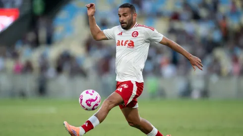 Thiago Maia em ação pelo Internacional