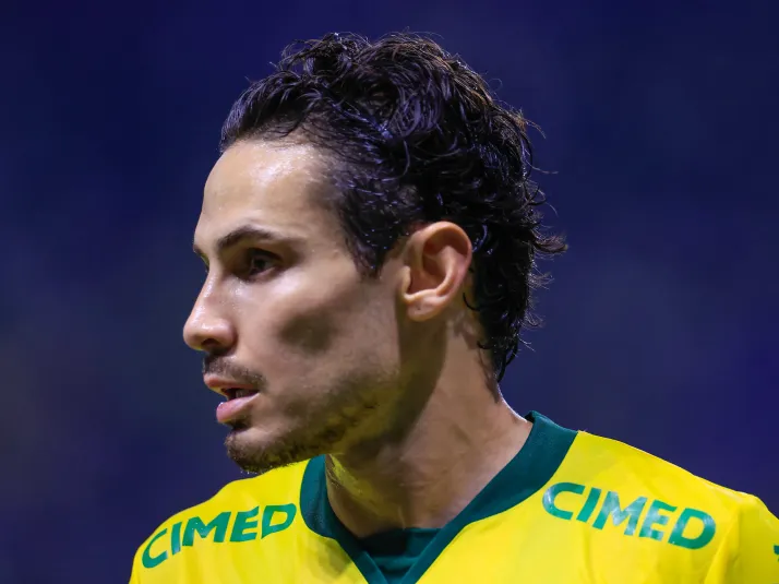 Palmeiras quer R$ 76 milhões do Grêmio por Raphael Veiga