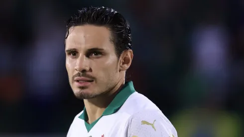 SP – CAMPINAS – 02/02/2025 – PAULISTA 2025, GUARANI X PALMEIRAS – Raphael Veiga jogador do Palmeiras durante partida contra o Guarani no estadio Brinco de Ouro pelo campeonato Paulista 2025. Foto: Marcello Zambrana/AGIF