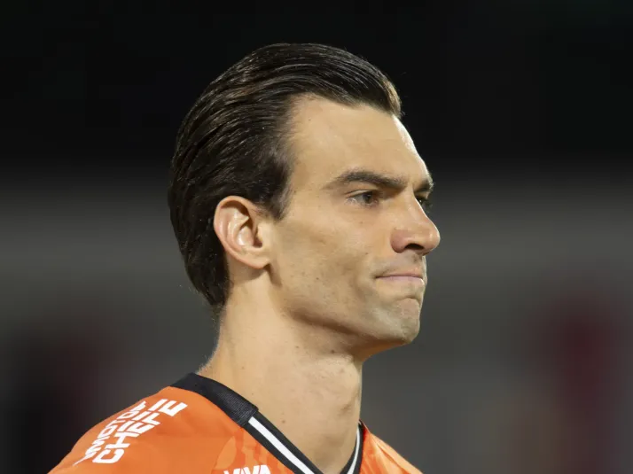 Vasco é avisado que o Grêmio quer Léo Jardim e toma decisão sobre goleiro