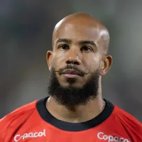 Santos quer quantia financeira para liberar Patrick ao Athlético-PR em 2026