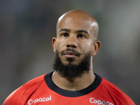 Santos quer quantia financeira para liberar Patrick ao Athlético-PR em 2026