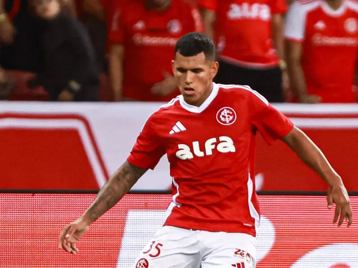 Internacional amplia contrato com Braian Aguirre até o final de 2028