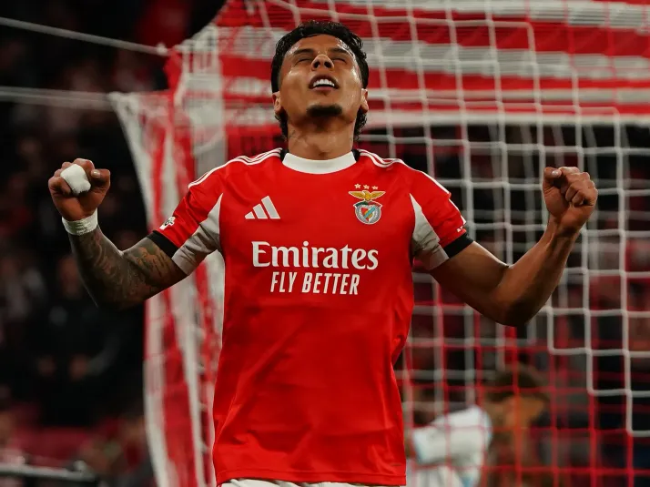 Situação envolvendo Richard Ríos na Europa vira assunto no Palmeiras