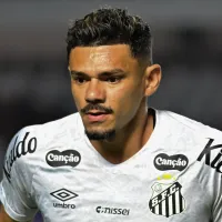 Santos oferece Tiquinho Soares ao Coritiba e monta plano para saída