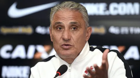Tite durante coletiva de imprensa apos treino do Corinthians no CT Joaquim Grava.