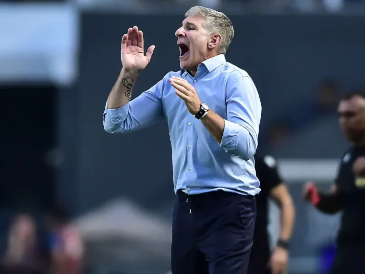 Palermo explica saída após rebaixamento do Fortaleza