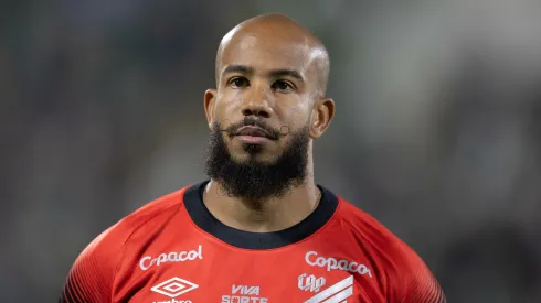 Athletico não contratará Patrick, do Santos, em definitivo.