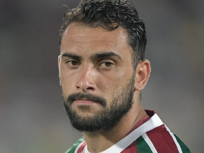 Torcida do Fluminense quer Everaldo e Freytes barrados contra o Vasco