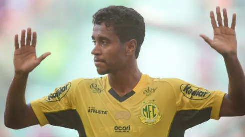 Gabriel durante partida entre Palmeiras e Mirassol no Brasileirão 2025.