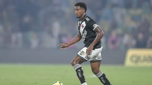 Thiago Mendes jogador do Vasco durante partida contra o Fluminense no estadio Maracana pelo campeonato Copa Do Brasil 2025. Foto: Thiago Ribeiro/AGIF
