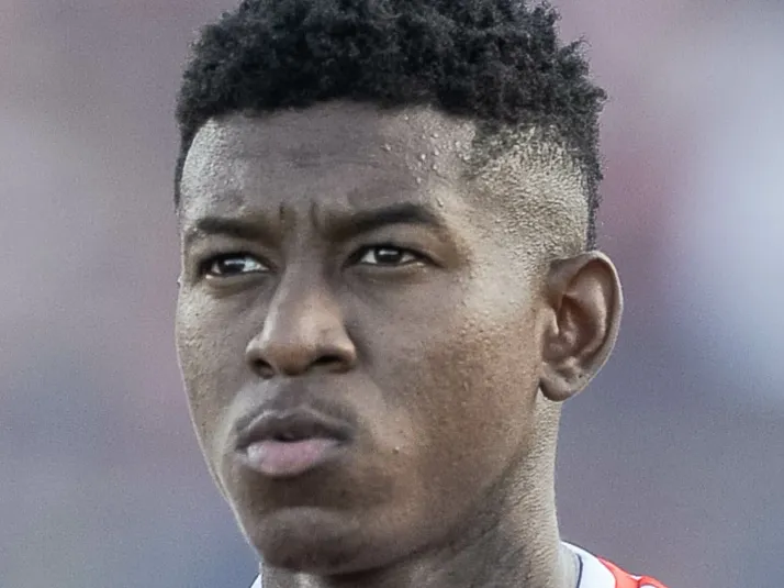 Internacional recusa proposta do Flamengo por Vitão