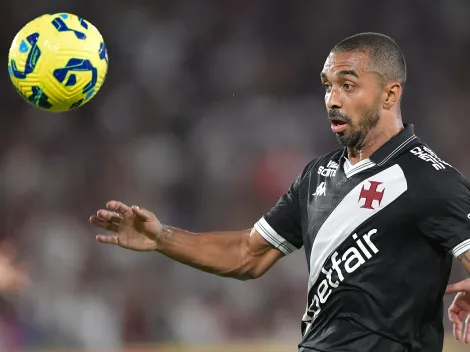 PC Oliveira aponta erro de arbitragem por não expulsar Paulo Henrique