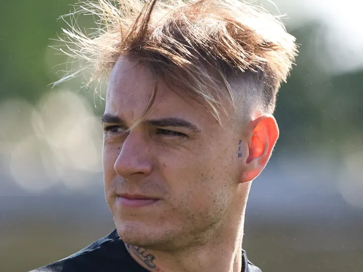 Róger Guedes confirma proposta do Grêmio, mas descarta retorno ao Brasil