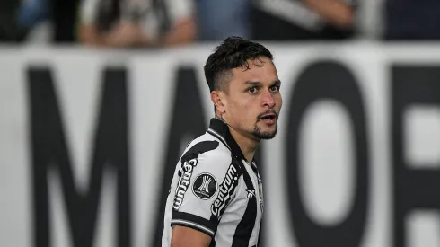 Artur, jogador do Botafogo