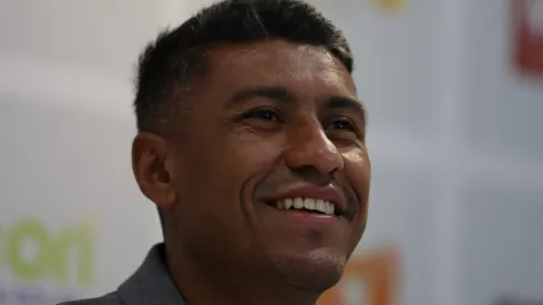 Paulinho durante coletiva de apresentação no Mirassol em dezembro de 2024.
