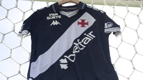 Camisa do Vasco com patrocínio da Betfair. Foto: Matheus Lima/Vasco.