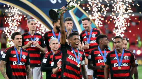 Bruno Henrique of CR Flamengo lifts the trophy after winning the FIFA Challenger Cup 2025 match between CR Flamengo and Pyramids FC at Ahmad Bin Ali Stadium on December 13, 2025 in Doha, Qatar. (Photo by Getty Images/Getty Images)
