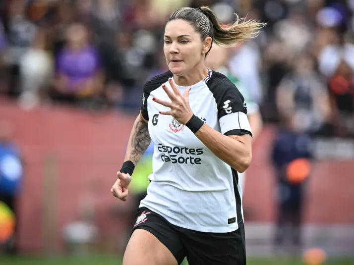 Renovação de Gabi Zanotti no Corinthians segue indefinida