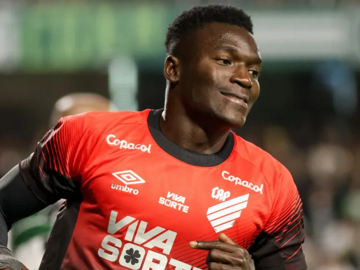 Kevin Viveros está na mira do Fluminense para 2026