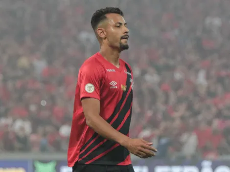 Belezi vai permanecer no Athletico-PR para ser utilizado no estadual