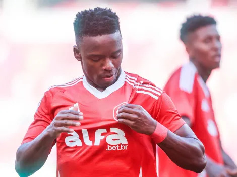 Internacional informa Racing que vai comprar Carbonero